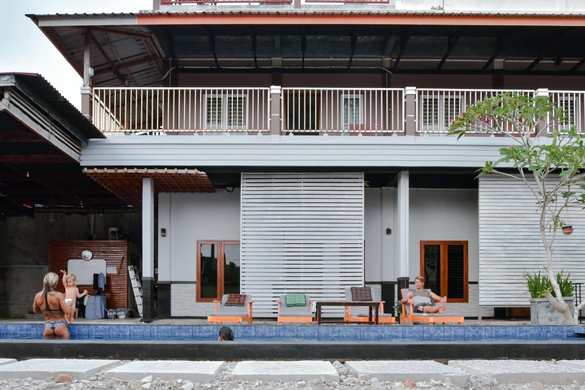 Oseda Nias Surf House Hotel Hilibotodane Exterior photo