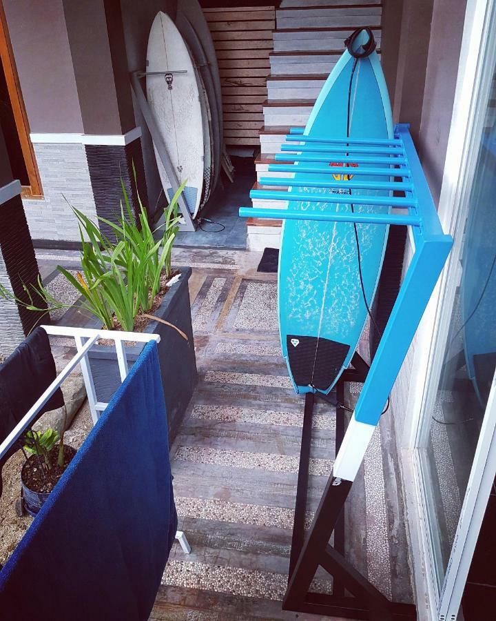 Oseda Nias Surf House Hotel Hilibotodane Exterior photo