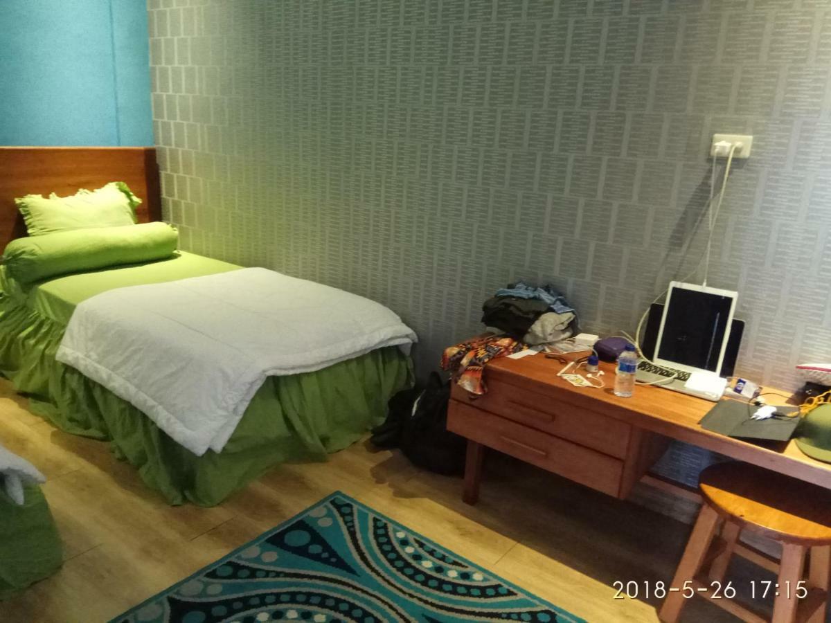 Oseda Nias Surf House Hotel Hilibotodane Exterior photo